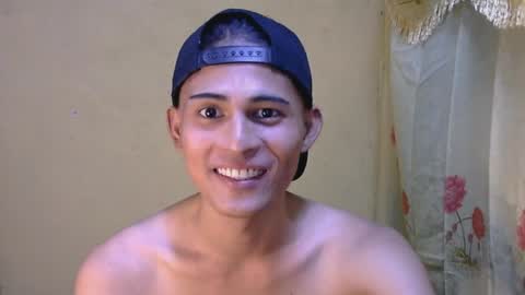 Snapshot of majestic_anne chatting on May 9, 2026, 1:16 pm Annalyn online show from May 9, 2026, 1:16 pm
