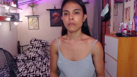 Snapshot of majestic_bella chatting on May 16, 2026, 3:33 pm Bella online show from May 16, 2026, 3:33 pm