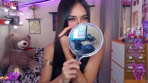 Snapshot of majestic_bella chatting on May 22, 2026, 8:21 am Bella online show from May 22, 2026, 8:21 am
