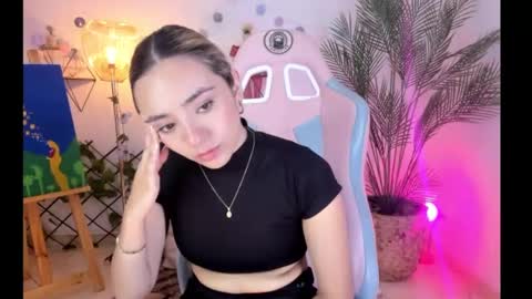 Majo online show from December 4, 2024, 7:56 pm