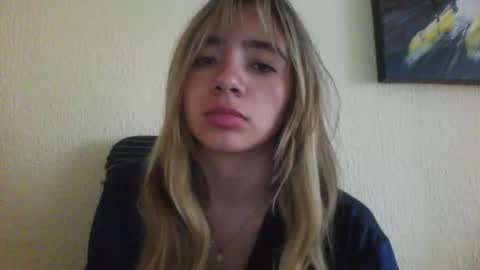 Snapshot of majo_gomezz chatting on March 5, 2026, 5:53 pm majo_gomezz online show from March 5, 2026, 5:53 pm