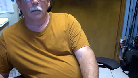 Snapshot of majormike34 chatting on September 13, 2025, 12:27 pm majormike34 online show from September 13, 2025, 12:27 pm