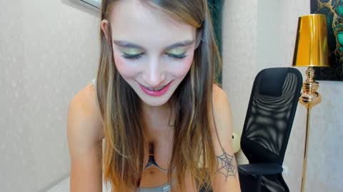 Snapshot of make_love_1 chatting on January 9, 2025, 9:27 am Chloe online show from January 9, 2025, 9:27 am