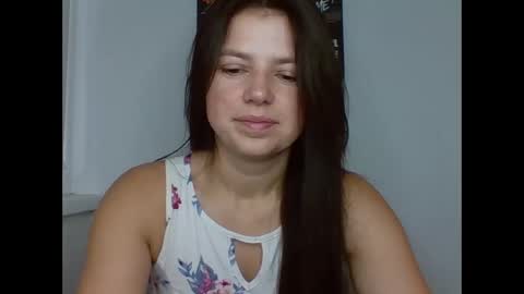 make_mesmile online show from September 18, 2025, 6:15 am