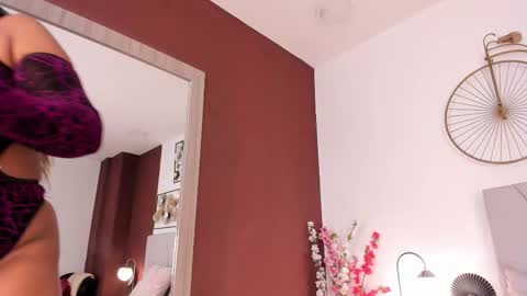 makena online show from October 30, 2025, 4:14 am