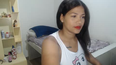 MAKENNAA online show from January 23, 2025, 9:50 am