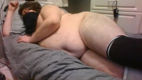 Snapshot of makeshiftslvt chatting on December 30, 2024, 6:27 pm MakeshiftSlvt online show from December 30, 2024, 6:27 pm