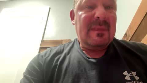 Snapshot of makeyousquirt1969 chatting on January 18, 2026, 9:40 pm makeyousquirt1969 online show from January 18, 2026, 9:40 pm