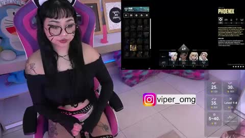 Snapshot of makigg chatting on April 28, 2026, 11:54 pm Maki online show from April 28, 2026, 11:54 pm