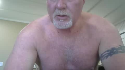 Snapshot of makinit0808 chatting on May 13, 2026, 3:53 pm makinit0808 online show from May 13, 2026, 3:53 pm