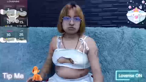 makizenin_ online show from September 19, 2025, 2:51 pm