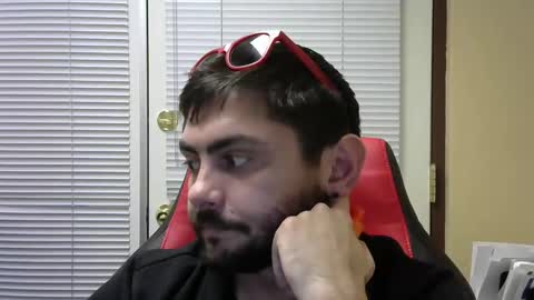 mako4eva online show from December 14, 2025, 12:27 am