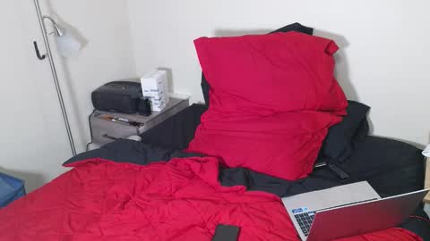 mako4eva online show from December 23, 2025, 10:46 am