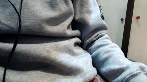 Snapshot of makukabig chatting on December 15, 2025, 9:08 pm makukabig online show from December 15, 2025, 9:08 pm