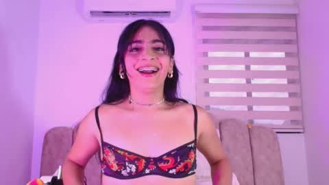 malaia thompson  online show from May 19, 2026, 2:23 pm