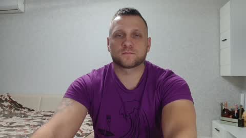 Snapshot of malchyshka chatting on December 12, 2024, 9:30 am malchyshka online show from December 12, 2024, 9:30 am