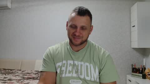 Snapshot of malchyshka chatting on December 14, 2024, 11:29 am malchyshka online show from December 14, 2024, 11:29 am