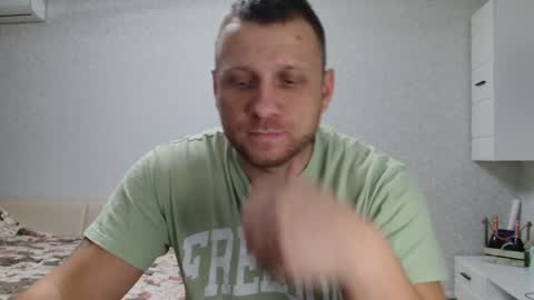 Snapshot of malchyshka chatting on December 19, 2024, 11:50 am malchyshka online show from December 19, 2024, 11:50 am