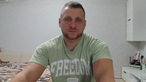 Snapshot of malchyshka chatting on December 20, 2024, 10:05 am malchyshka online show from December 20, 2024, 10:05 am