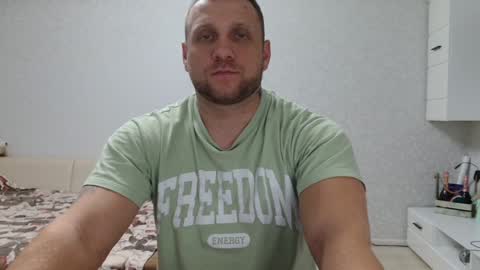 Snapshot of malchyshka chatting on December 20, 2024, 4:14 pm malchyshka online show from December 20, 2024, 4:14 pm