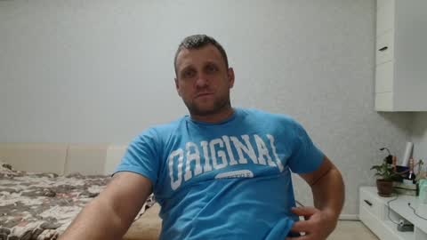 Snapshot of malchyshka chatting on December 23, 2024, 11:14 am malchyshka online show from December 23, 2024, 11:14 am