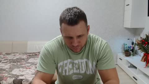 Snapshot of malchyshka chatting on January 11, 2025, 10:29 am malchyshka online show from January 11, 2025, 10:29 am