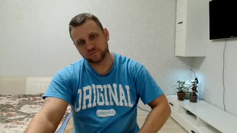 Snapshot of malchyshka chatting on February 2, 2025, 9:30 am malchyshka online show from February 2, 2025, 9:30 am