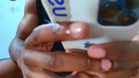 Snapshot of malcompierce chatting on October 15, 2025, 11:54 am Malcom online show from October 15, 2025, 11:54 am