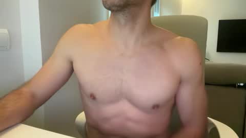 Snapshot of malditodrama chatting on February 5, 2026, 9:03 am malditodrama online show from February 5, 2026, 9:03 am