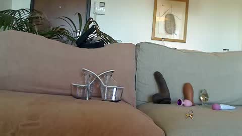 Snapshot of male_in_stockings chatting on December 21, 2024, 12:49 pm Sissy in stockings online show from December 21, 2024, 12:49 pm