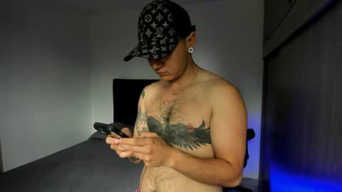 Snapshot of male_pussy chatting on April 24, 2026, 5:26 pm ADAM online show from April 24, 2026, 5:26 pm