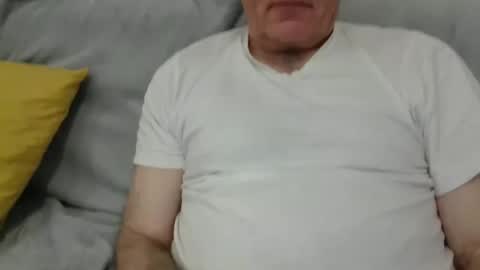 male_toy online show from March 10, 2026, 9:09 pm