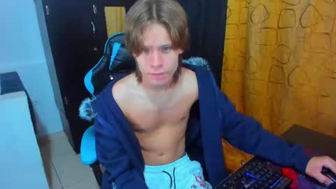 Snapshot of maleethsito666 chatting on June 10, 2026, 10:14 am Maleeth online show from June 10, 2026, 10:14 am