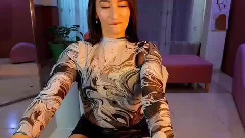 malen_fitnessmilf online show from October 17, 2025, 11:24 am