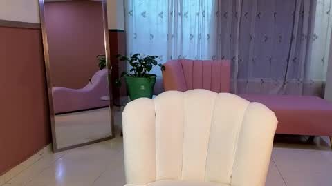 malen_fitnessmilf online show from October 29, 2025, 11:56 am