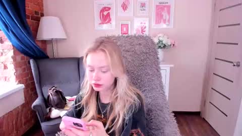 Malena online show from February 20, 2025, 10:05 am