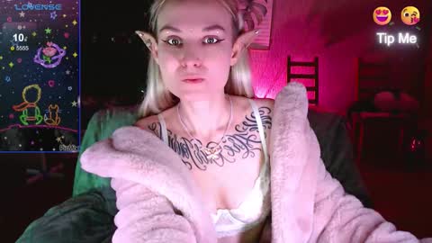 Mischelle online show from October 12, 2025, 2:49 pm