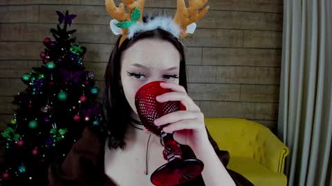 Malialandre online show from December 14, 2024, 7:25 pm