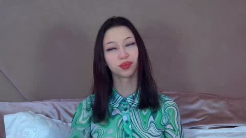 Malialandre online show from February 6, 2025, 8:18 am