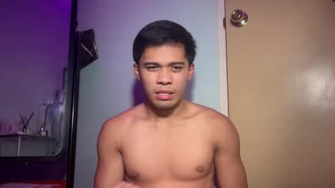 Snapshot of malikgray chatting on October 15, 2025, 11:16 pm Malik online show from October 15, 2025, 11:16 pm