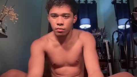 Snapshot of malikgray chatting on October 16, 2025, 11:22 am Malik online show from October 16, 2025, 11:22 am