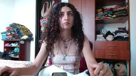 Malita online show from November 6, 2025, 9:59 pm