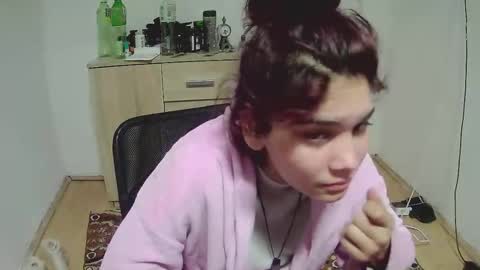 mallorymyersx online show from November 1, 2025, 8:55 pm