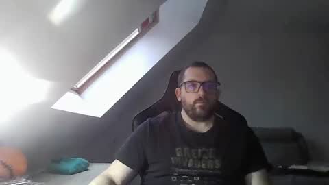 Snapshot of malou2927 chatting on December 30, 2024, 9:27 am breton online show from December 30, 2024, 9:27 am