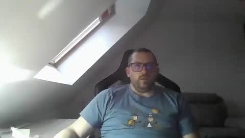 Snapshot of malou2927 chatting on January 19, 2025, 4:36 pm breton online show from January 19, 2025, 4:36 pm