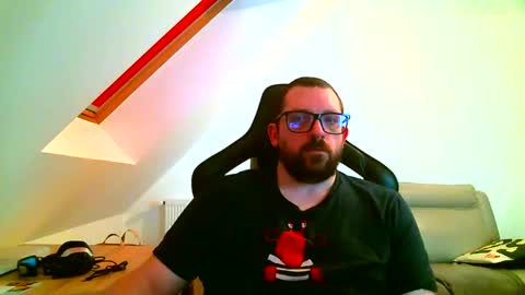 Snapshot of malou2927 chatting on February 16, 2025, 9:38 pm breton online show from February 16, 2025, 9:38 pm