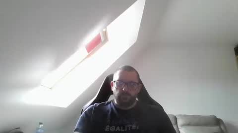 breton online show from May 6, 2026, 7:24 am