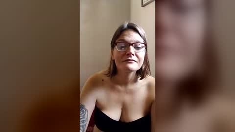 mamabear2727 online show from June 23, 2026, 7:12 pm