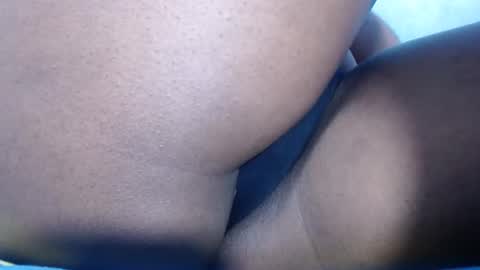 cristal online show from February 4, 2025, 3:33 am