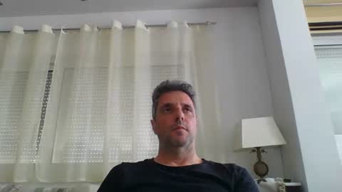 man211172 online show from April 18, 2026, 2:10 pm